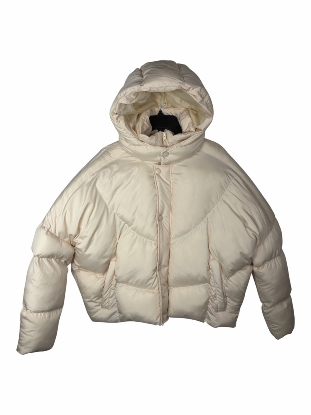Pretty Little Thing NWOT Women’s Hooded Cropped Puffer Jacket In Cream. Size 4